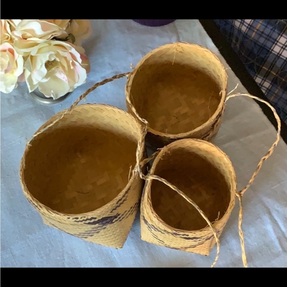 Wicker, 3 Tier Hanging Baskets - Picture 4 of 6